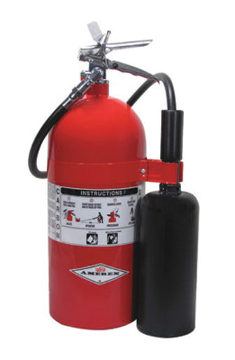 Amerex¬Æ 10 Pound Stored Pressure Carbon Dioxide 10-B:C Fire Extinguisher For Class B And C Fires With Chrome Plated Brass Valve, Wall Bracket, Hose And Horn